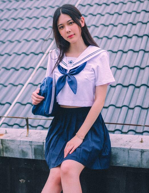 火口的两人 火口的两人