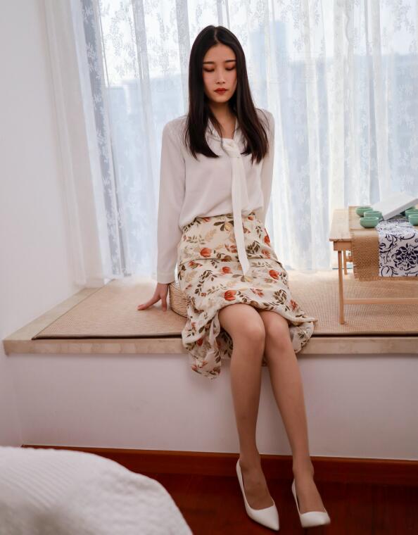 丁香花在线观看免费高清版 丁香花在线观看免费高清版